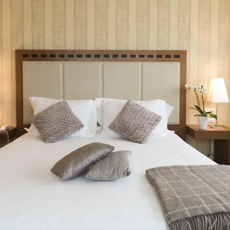 玛吉尔康斯格里奥酒店 4*