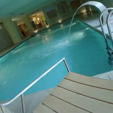 玛吉尔康斯格里奥酒店 特雷维索