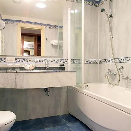 玛吉尔康斯格里奥酒店 酒店