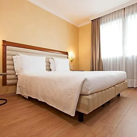 호텔 Maggior Consiglio 4*