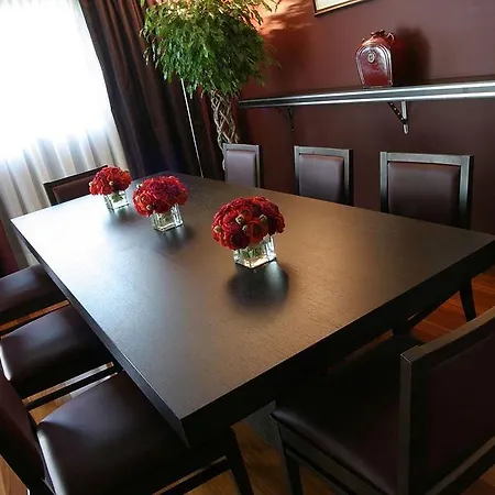 マッジョール コンシーリオ ホテル 4*