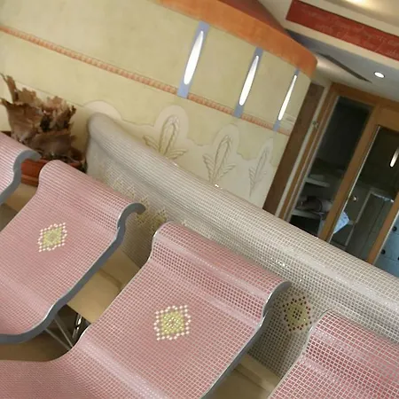 マッジョール コンシーリオ 4*